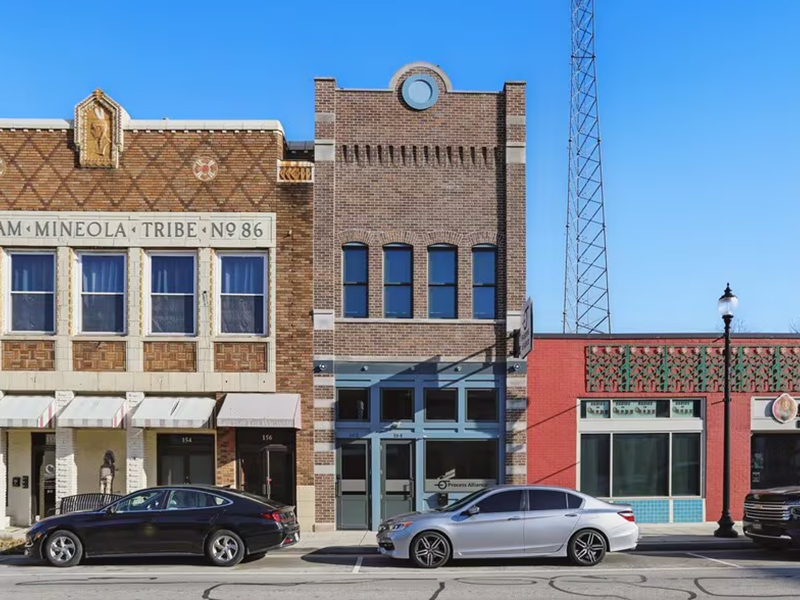 164-E-Jefferson-St-Franklin-IN-Building-Photo-2-Large-1