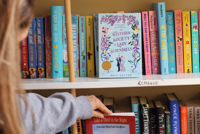 Home-Gallery-Wild-Geese-Book-Store