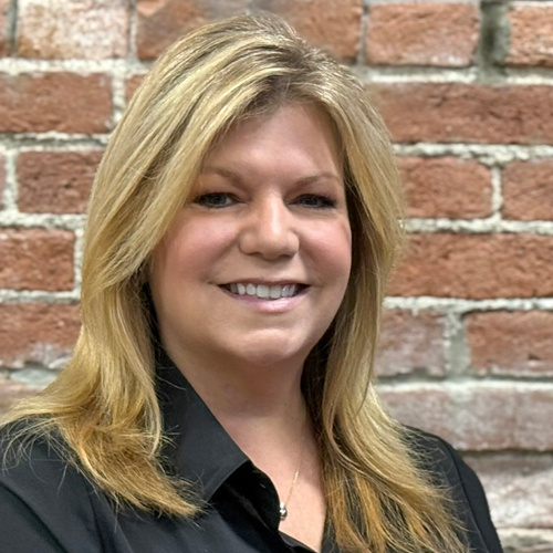 Jen-Weltich-(Assistant-Director)