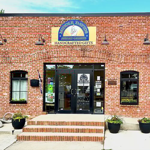 MIDDLE DAVIDS ARTISAN CANDLES