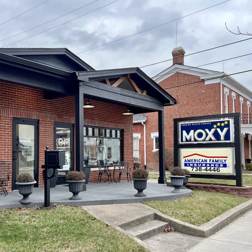 MOXY SALON AND BOUTIQUE