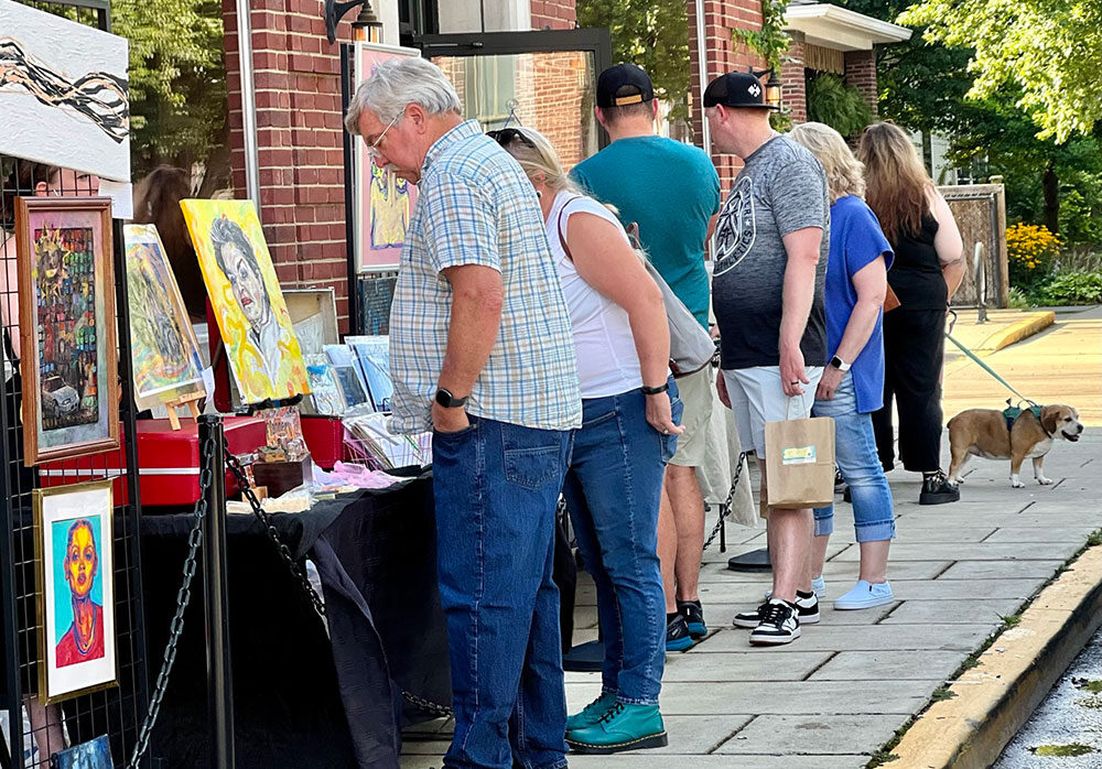 First Fridays l Discovery Downtown Franklin Indiana